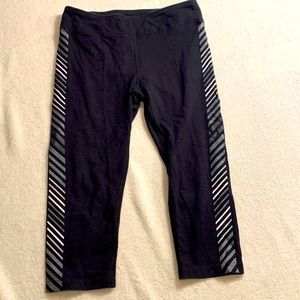 Reebok Girls Capri Legging (12-14)